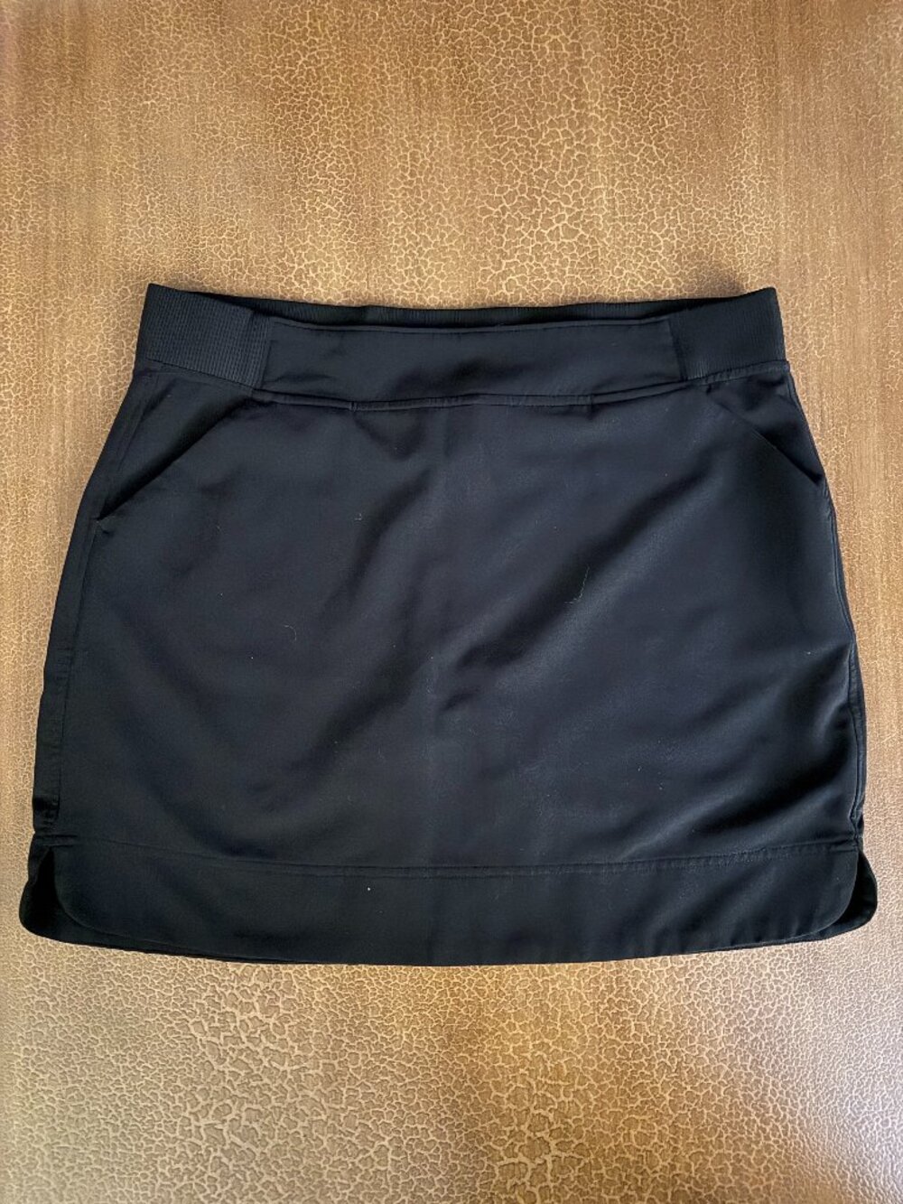 32 Cool Black Skort with Pockets - Size Medium